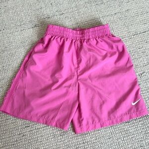 Boys pink Nike shorts, like new, size M